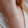 Billede af ENAMEL Copenhagen Lola Perla armbånd forgyldt m. emalje + ferskvandsperler (15 + 4cm)