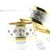 Billede af Ringe 14 kt. + sølv, bredde 10 mm., i damering 8 brill. coffee a 0,02 - 0,03 - 0,04 ct.