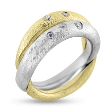 Billede af Dobbelt ring i 14 kt. guld og hvidguld m. brillanter Billede af Dobbelt ring i 14 kt. guld og hvidguld m. brillanter