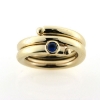 Billede af Ring spiral snoet, isat blå safir, 3 mm. tråd 8 kt.