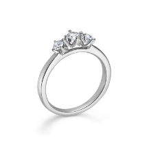 Billede af Mads Z "Crown Trinity" ring 14 kt hvidguld m. 0,34ct. W.SI str. 52