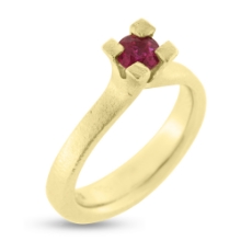 Billede af Ring ægte fac. rubin 5,0 mm. 14 kt. 