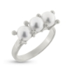 Billede af Ring perle 3 ferskvands perler 5mm 14 kt. 585 hvidguld