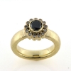 Billede af Ring med roset (rosetring) sort brill. + 13 brill. 14 kt.