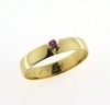 Billede af Ring m. chaton fatn. 2 m/m. syn. sten. 8 kt.