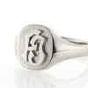 Billede af Herrering massiv lukket bund, plade antik facon, udsavet monogram, ring i sølv, monogram 14 kt.