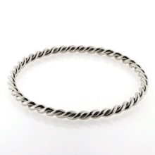 Billede af Armring snoet tråd 2*2,5 mm., br. ca. 4,75 mm. 14 kt. hvg.
