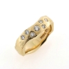 Billede af Ring organisk, barket overflade, 1 brill. a 0,06 ct. + 6 brill. a 0,04 ct.