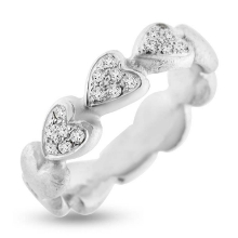 Billede af Ring hjerter, isat 3* 6 brill. i 3 hjerte, pavé fattet, 18*0,01 w/vs 14 kt. hvg. (hjertering)