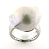 Billede af Ring med stor barok fv. perle, 925s 