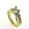 Billede af Ring med brill. 1,0 ct. + 8 brill. 14 kt.