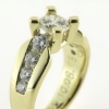 Billede af Ring med brill. 1,0 ct. + 8 brill. 14 kt.