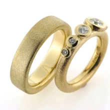 Billede af Ring fattet med 5 brill. 14 kt. (kun ring med brillanter)