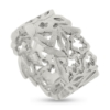 Billede af Ring med udsavninger, br. ca. 11,0 mm, tyk. 2,0 mm. 14 kt. hvg.
