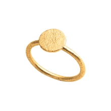 Billede af Susanne Friis Bjørner Ring sølv forgyldt mat mønt 8 mm str. 57 Billede af Susanne Friis Bjørner Ring sølv forgyldt mat mønt 8 mm str. 57