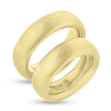 Billede af Vielses & Forlovelses ringe oval profil, bred. 7,1 mm. tk. 3,3 mm. 8 kt.