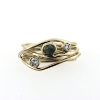 Billede af Ring unika med guldtråde, oval safir + 2 brill. 14 kt. (Trådring)