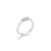 Billede af Mads Z "Crown Alliance" ring 14 kt hvg m. 3 x 0,04 ct w/si brillanter str 54