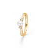 Billede af Mads Z "Crown Trinity w. Pearl" ring 14 kt. guld m. kulturperle + 0,08 ct. diamanter (str. 50-60)
