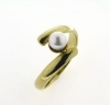 Billede af Ring forskudt m. perleskål, sv. p. 5-5½ mm. 8 kt.