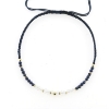 Billede af By Pind Colorful knyttet armbånd mørkeblå lapis og månesten sten og sølv forgyldte kugler