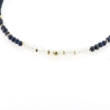 Billede af By Pind Colorful knyttet armbånd mørkeblå lapis og månesten sten og sølv forgyldte kugler