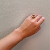 Billede af Mads Z "Rosalie" ring 8 kt. guld (str. 50-60)