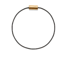 Billede af Mads Z Black Sun armbånd, sort nylon m. 14 kt. guldlås 16,5 cm
