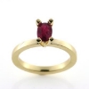 Billede af 1 Ring med oval fac. rubin 14 kt.