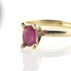 Billede af 1 Ring med oval fac. rubin 14 kt.