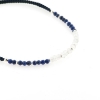 Billede af By Pind Colorful knyttet armbånd mørkeblå lapis og månesten sten og sølv kugler