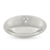 Billede af Ring bølget, massiv 3* 0,015 w/vs. fattet i hjerte 14 kt. hvg.