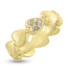 Billede af Ring hjerter, isat 6 brill. i et hjerte, 6*0,01 w/vs. 14 kt. facon + 9,3 gr. (prisen er excl. guld) Billede af Ring hjerter, isat 6 brill. i et hjerte, 6*0,01 w/vs. 14 kt. facon + 9,3 gr. (prisen er excl. guld)