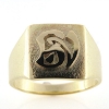 Billede af Herrering med 2 pålod. bogstaver el. monogram, massiv lukket bund, plade 17,5*15,5 mm.
