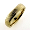 Billede af Ring hamret overflade 14 kt.