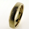 Billede af Ring hamret overflade 14 kt.