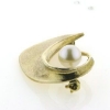 Billede af Broche m. fv. perle 7½ mm. 8 kt.