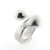 Billede af Ring forskudt med kugler (dråber) 925s