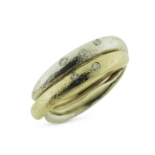 Billede af Ring dobbelt ½ gul g. ½ hvg. 1*0,02 + 4* 0,01 w/vs. 14 kt. Billede af Ring dobbelt ½ gul g. ½ hvg. 1*0,02 + 4* 0,01 w/vs. 14 kt.