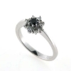 Billede af Rosetring 14 kt. hvg., sort brill. 0,30 ct. + 8 brill. a  0,04 ct. w/vs.