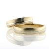 Billede af 1 par 14 kt. ringe med hvg. bånd, damering med brill. 0,03 w/vs.