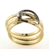 Billede af Ring med guldtråde, påloddet hvg. pynt, isat brill. 0,03 w/vs. 14 kt. (Trådring)