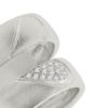Billede af 1 par ringe med ½ hjerte på hver ring, i damering paveret 16 brill. a 0,01 w/vs. 14 kt. hvg.
