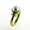Billede af Ring m. fwp. button, 6½-7 mm.