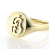 Billede af Herrering massiv lukket bund, plade antik facon, udsavet monogram 14 kt.