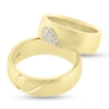 Billede af 1 par ringe med ½ hjerte på hver ring, i damering paveret 16 brill. a 0,01 w/vs. 14 kt.