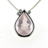 Billede af Vedhæng med fac. dråbe slebet Rosa Quartz + 3 brill. 14 kt. hvg.