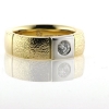 Billede af Ring 2 farvet, br. 5,8 mm., brill. 0,20 w/vs. 14 kt.