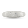 Billede af Ring bølget, massiv 3* 0,01 w/vs. fattet i stjernedrys 14 kt. hvidguld