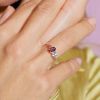 Billede af Ring pink/blå topas+rhodolite 8 kt.